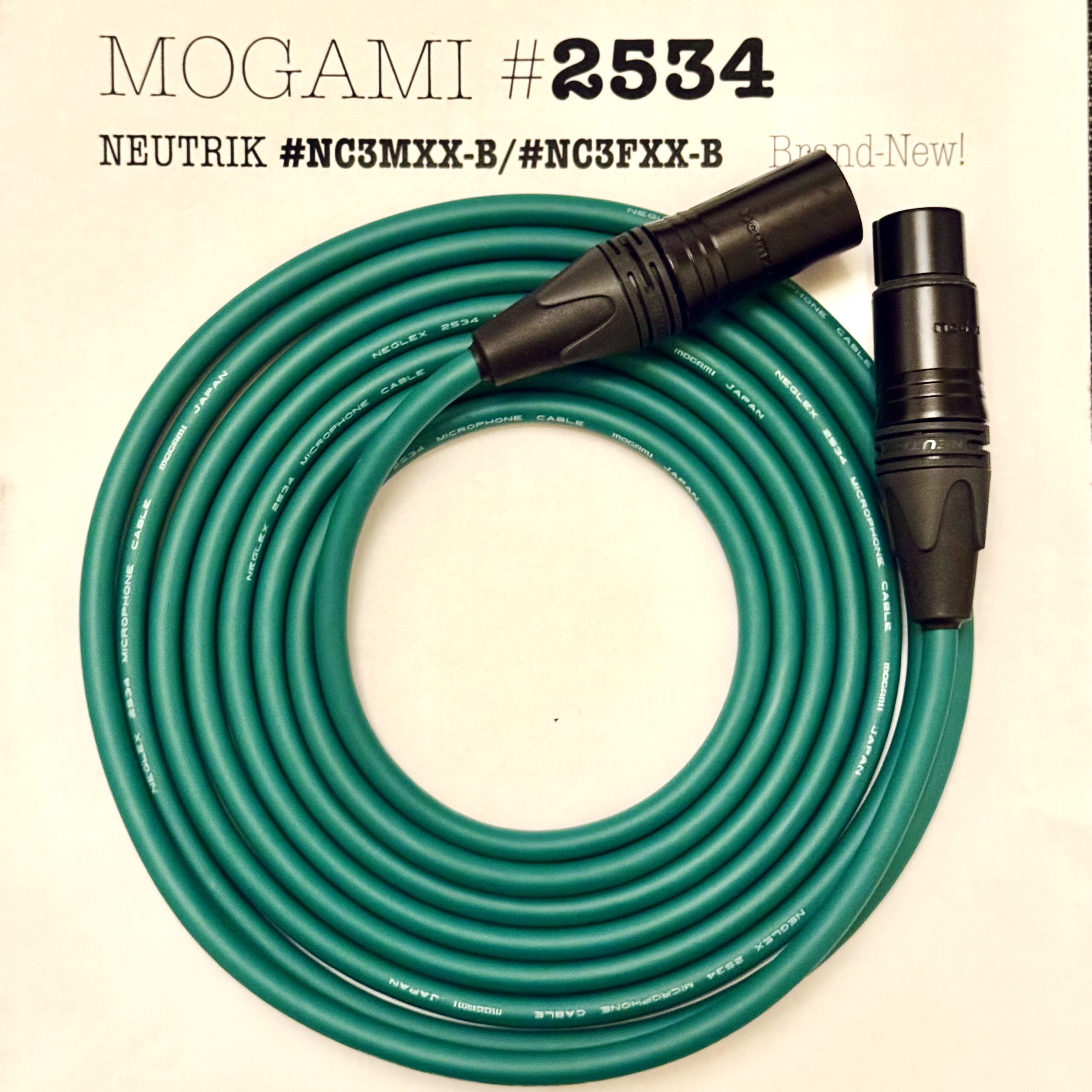 Mogami 2534 Green XLR microphone cable with Neutrik NC3MXX-B and NC3FXX-B connectors