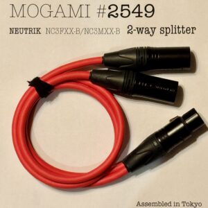 Mogami 2549 Red Parallel 2-Way splitter XLR cable with 2× Neutrik NC3MXX-B and 1× NC3FXX-B connectors