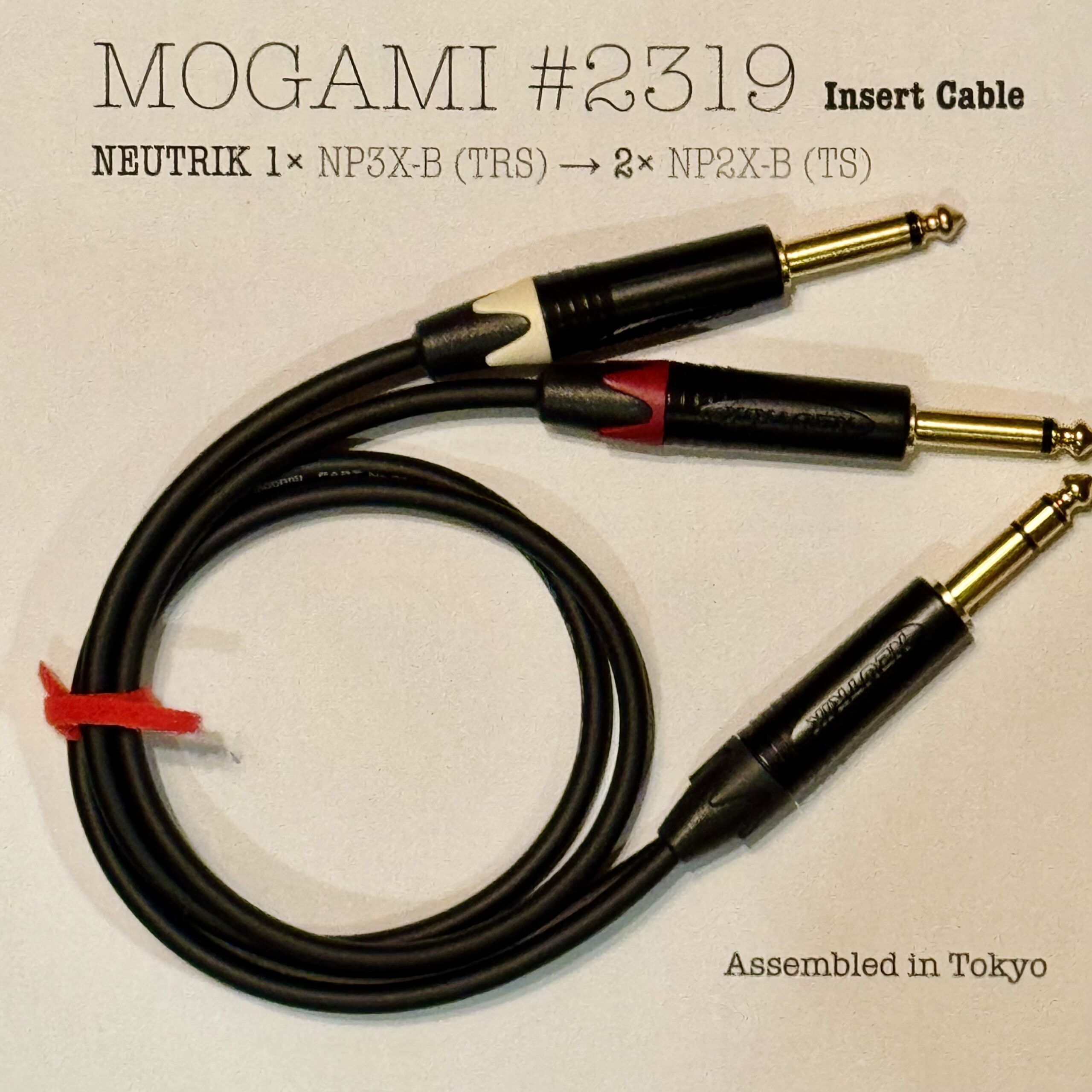 Mogami 2319 Black Insert cable with 1× 1/4 TRS NP2FX-B and 2× 1/4 TS Neutrik NPXX-B connectors
