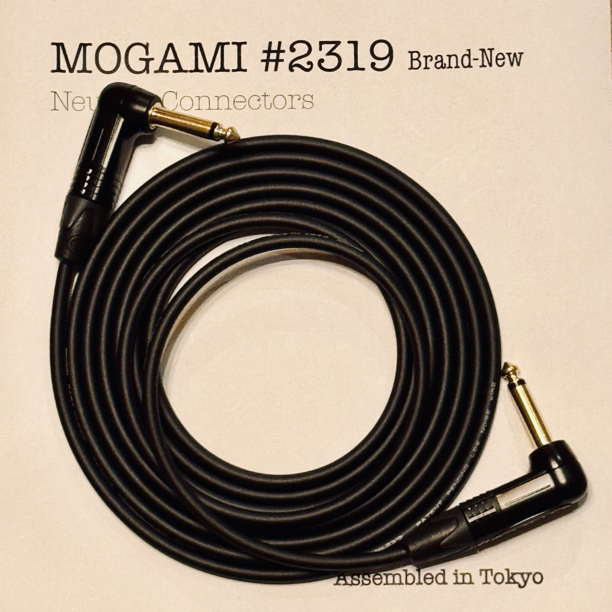 Mogami 2319 Black guitar cable with Neutrik NP2RX-B and NP2RX-B 6.35mm TS connectors