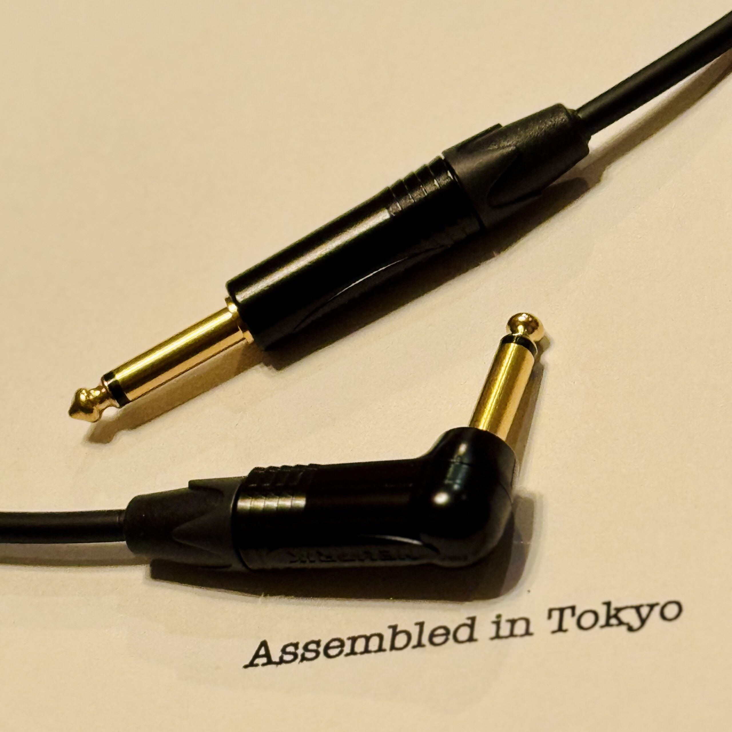 Neutrik NP2RX-B TS and NP2X-B TS connectors on Mogami 2319 Black cable