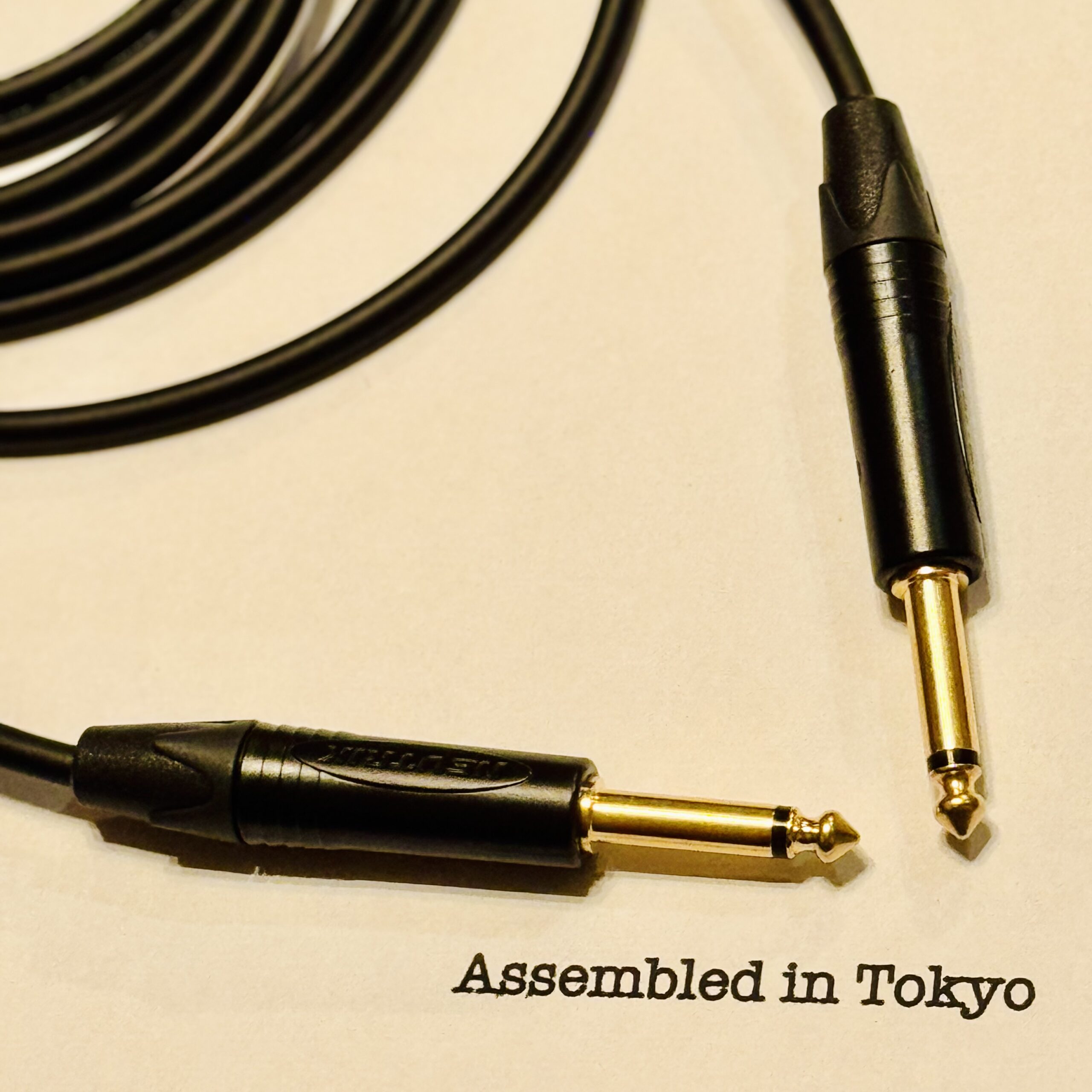 Neutrik NP2X-B TS and NP2X-B TS connectors on Mogami 2319 Black cable