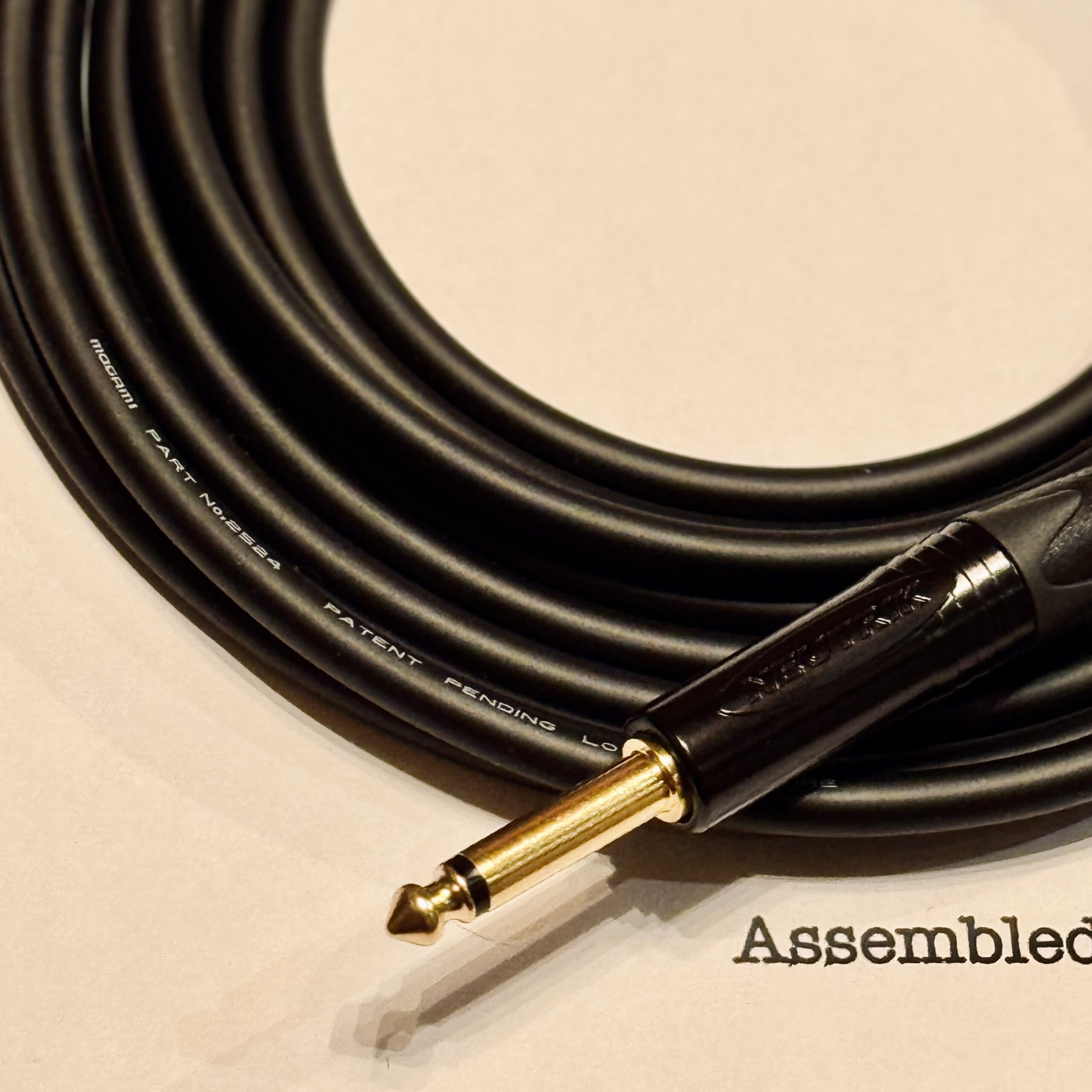 Mogami 2524 Black cable