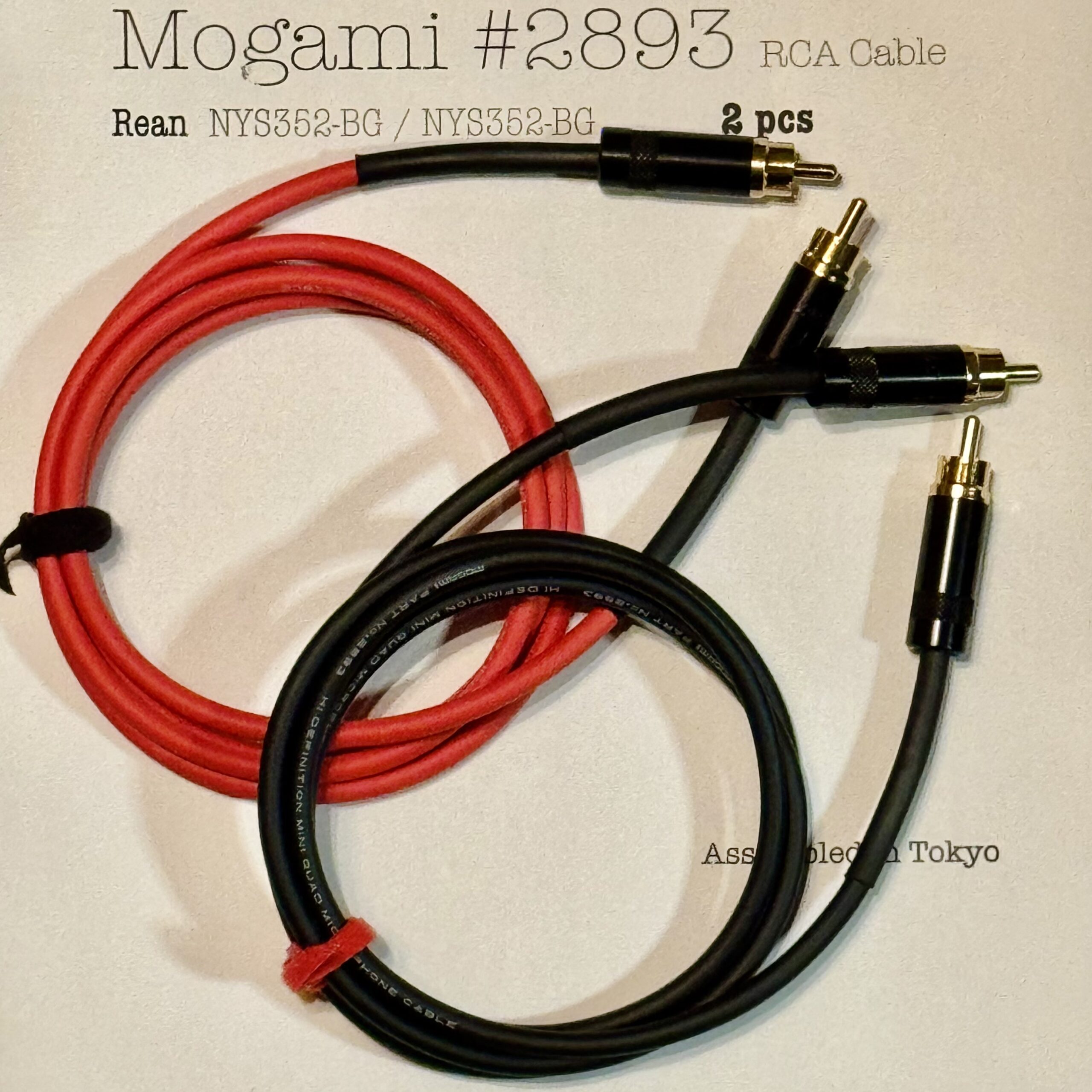 2 pcs Mogami 2893 Black and Red RCA Interconnect with Neutrik / Rean NYS352-BG and NYS352-BG connectors