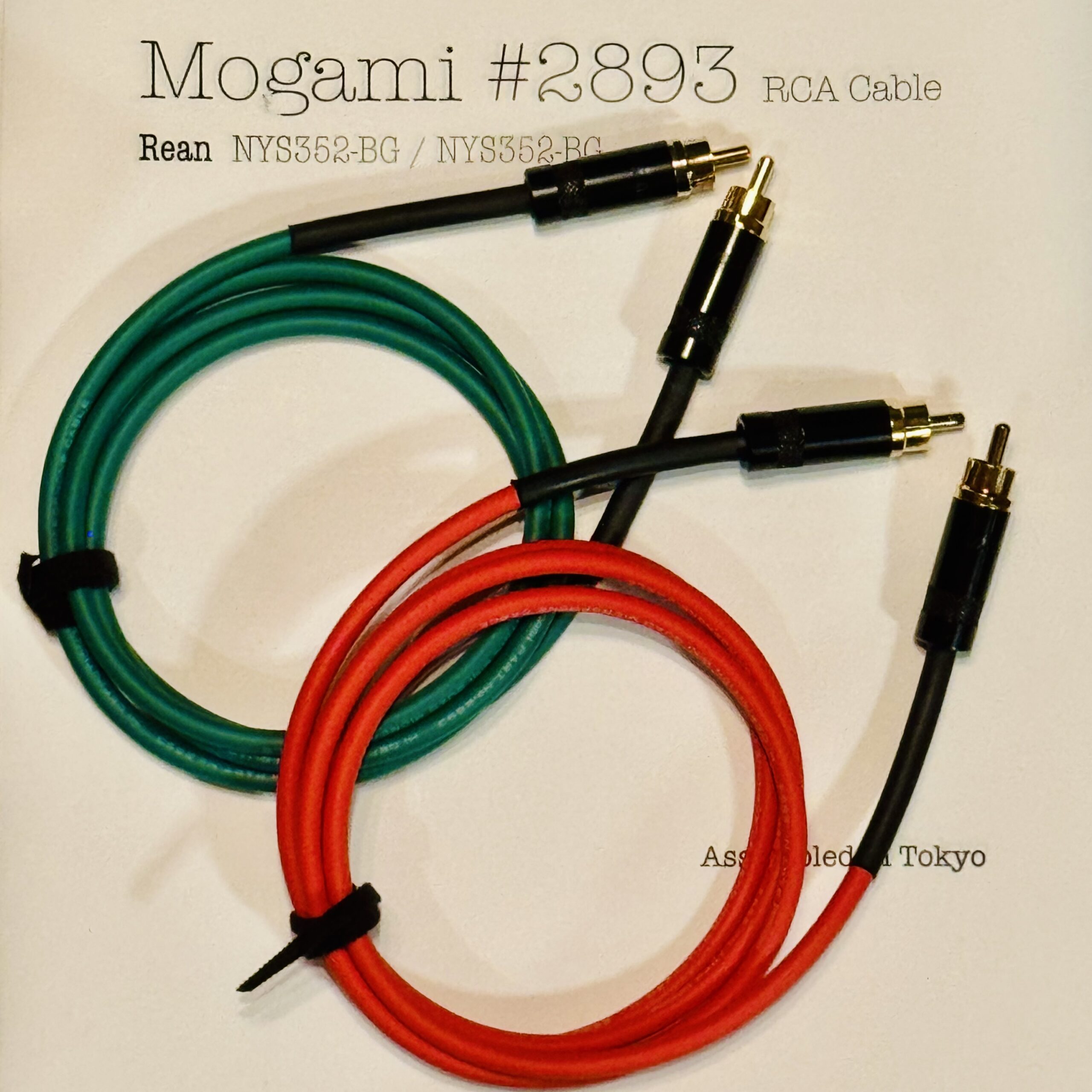 2 pcs Mogami 2893 Red and Green RCA Interconnect with Neutrik / Rean NYS352-BG and NYS352-BG connectors