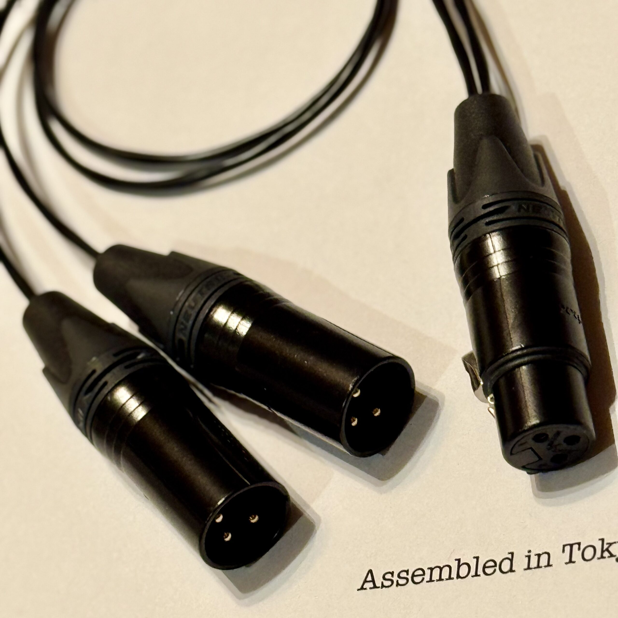 1× NC3FXX-B XLR Female and 2× Neutrik NC3MXX-B XLR Male connectors connectors on Mogami 2944 Black Parallel 2-Way splitter XLR cable