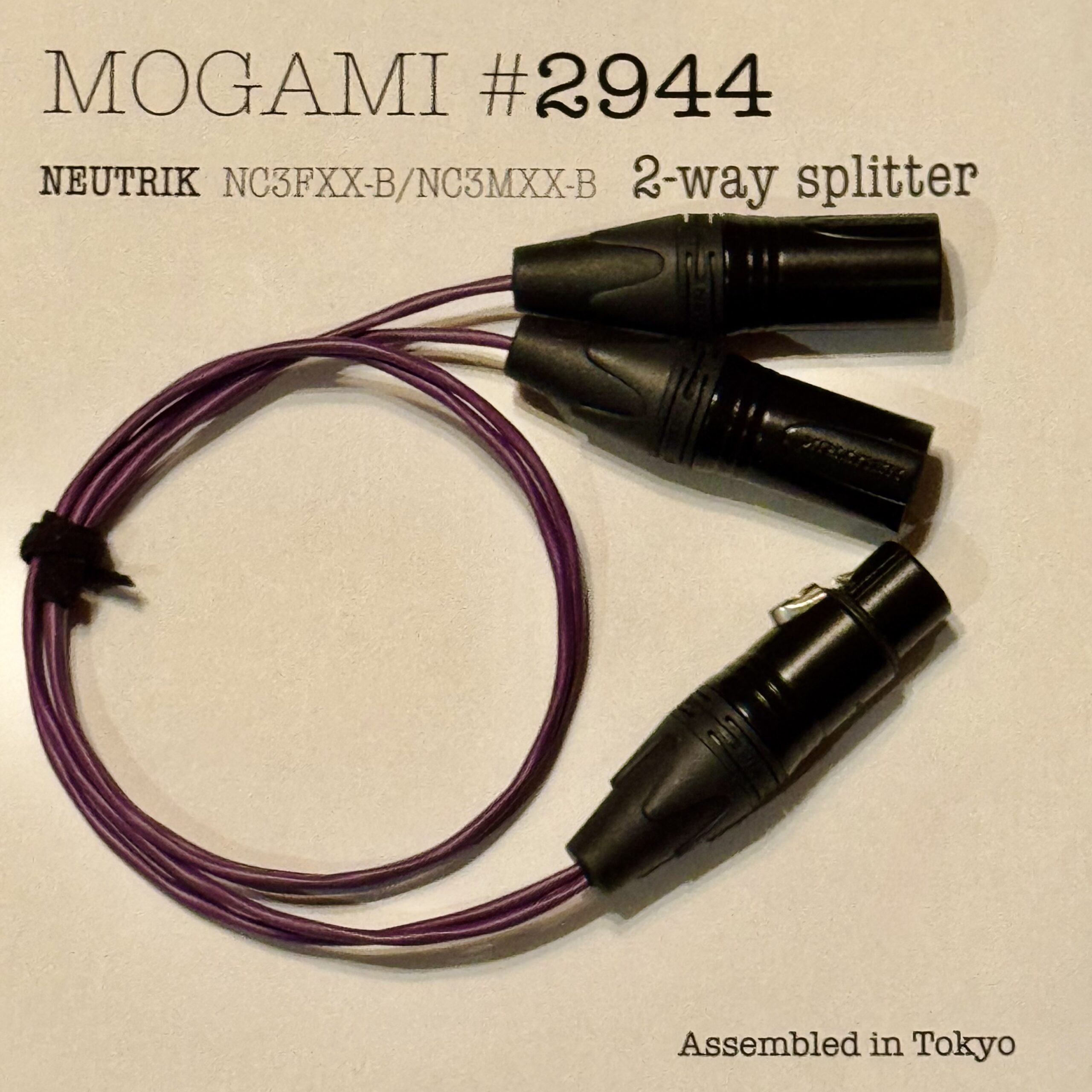 Mogami 2944 Purple Parallel 2-Way splitter XLR cable with 2× Neutrik NC3MXX-B and 1× NC3FXX-B connectors