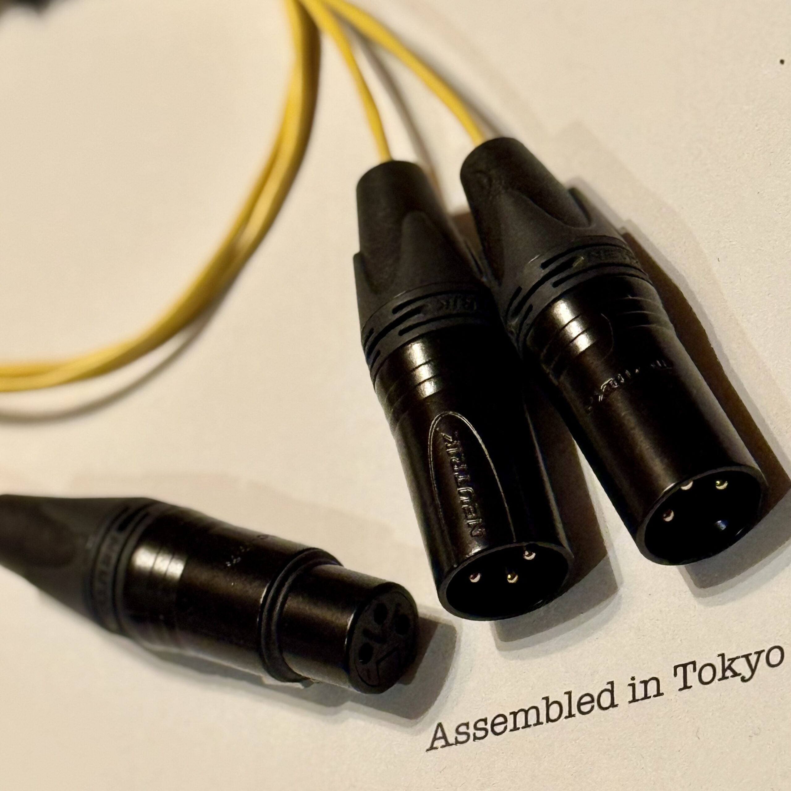 1× NC3FXX-B XLR Female and 2× Neutrik NC3MXX-B XLR Male connectors connectors on Mogami 2944 Yellow Parallel 2-Way splitter XLR cable