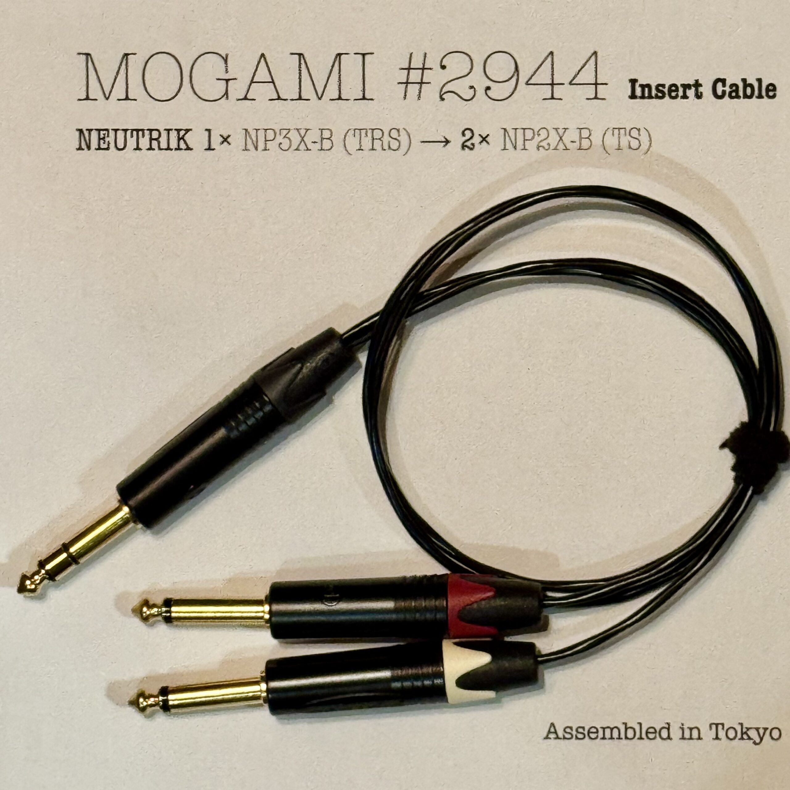 Mogami 2044 Black Insert cable with 1× 1/4 6.35mm TRS NP2FX-B and 2× 1/4 6.35mm TS Neutrik NPXX-B connectors