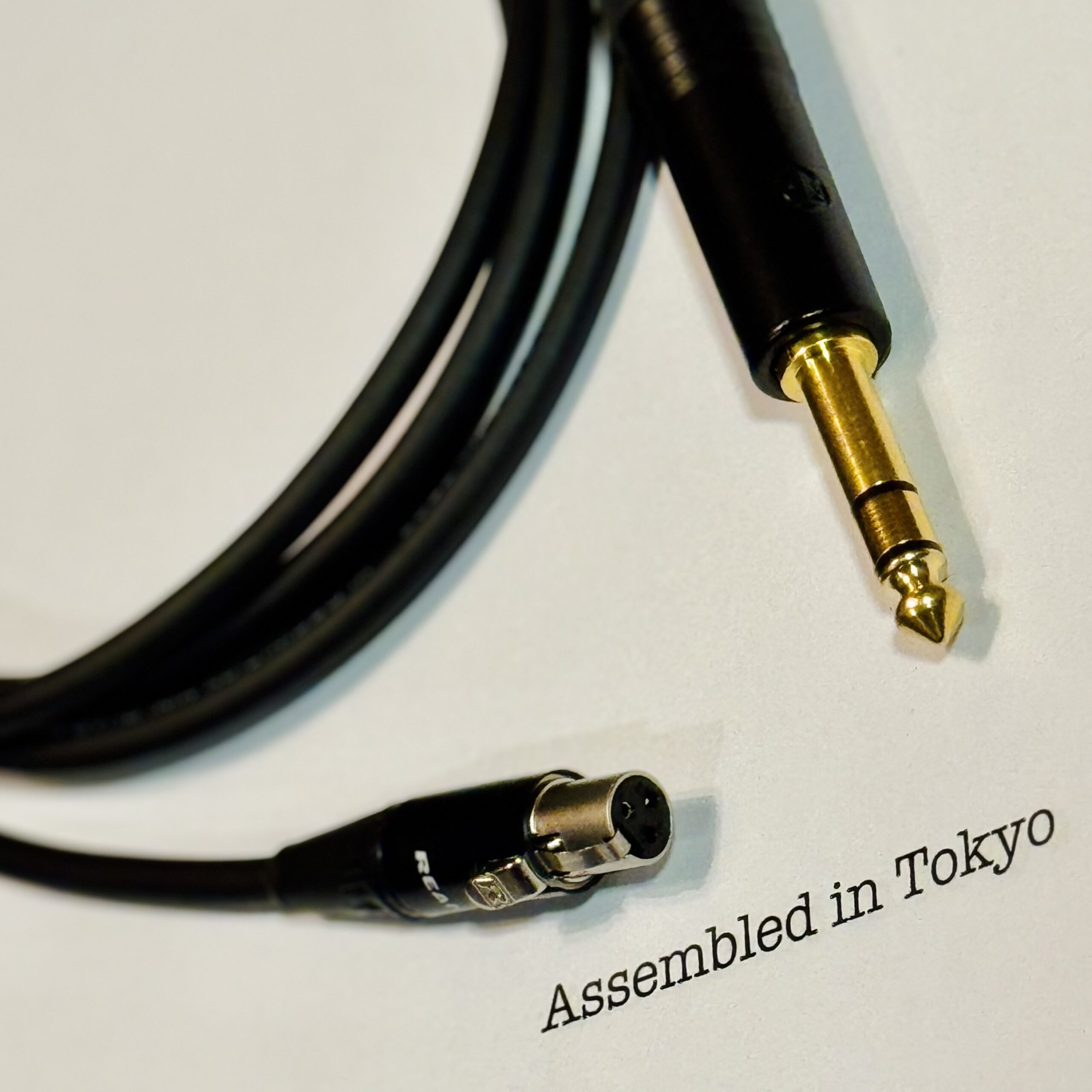 Mogami 2893 Black Replacement Headphone audio cables with RT3FC-B mini XLR F to 1/4 TRS connectors