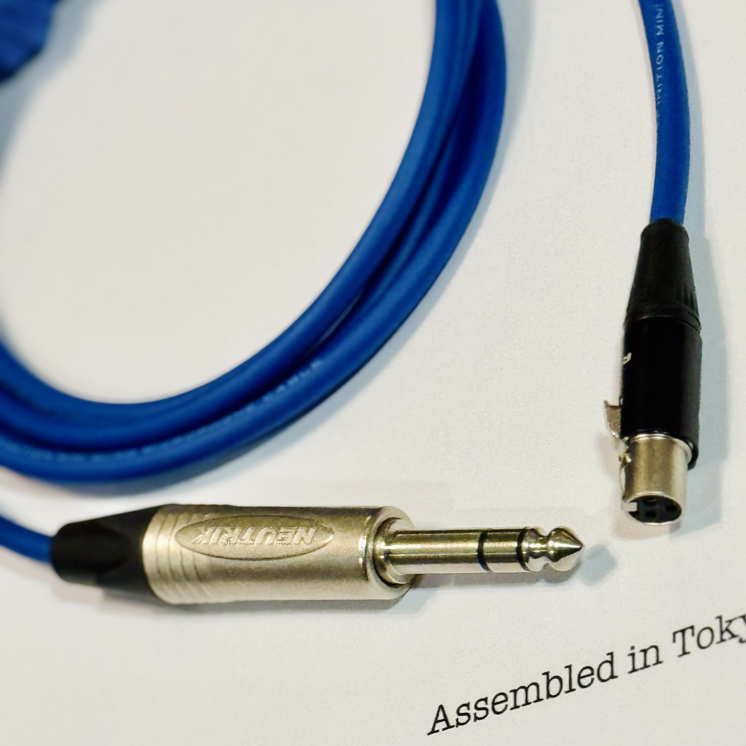 Mogami 2893 Blue Replacement Headphone audio cables with RT3FC-B mini XLR F to 1/4 TRS connectors