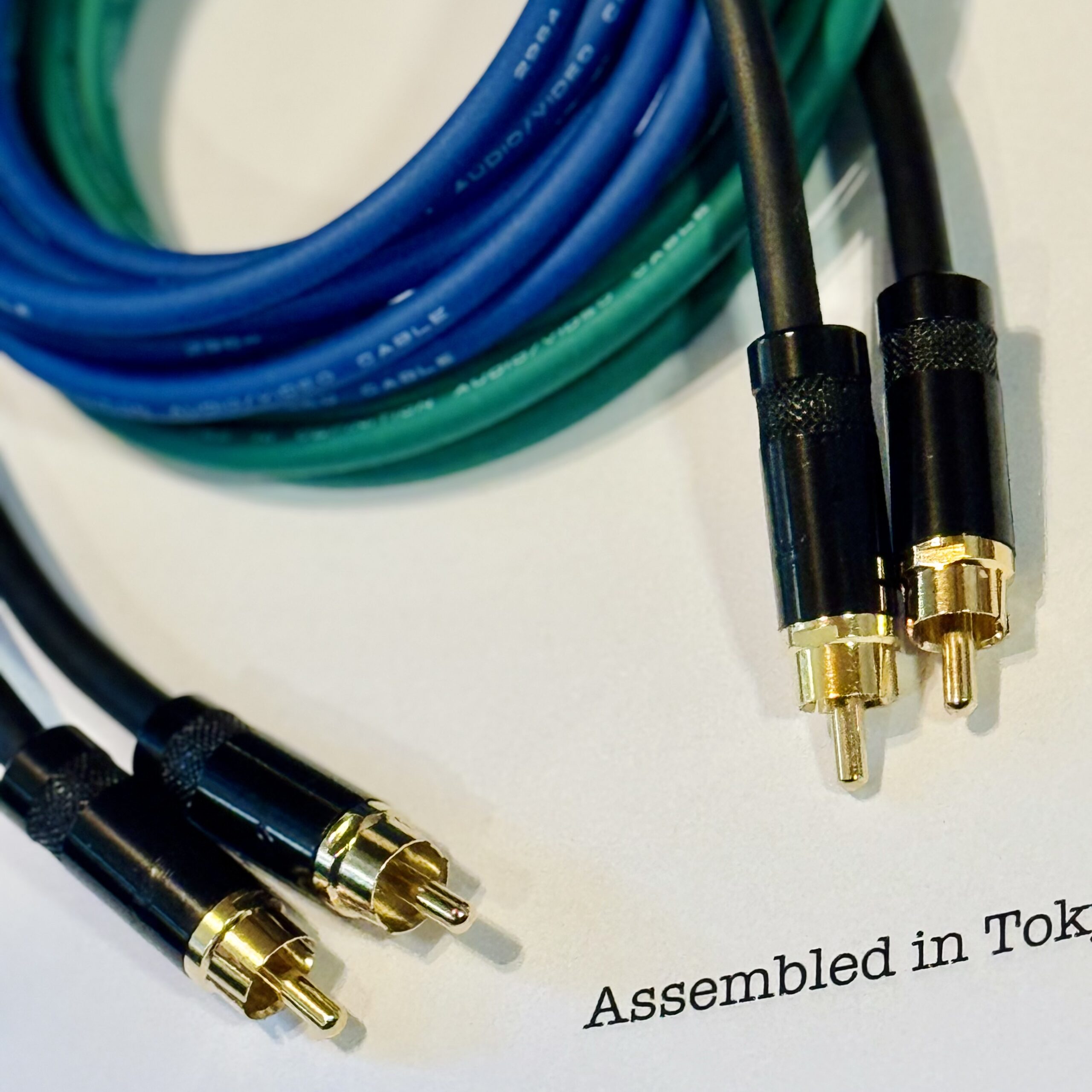 Mogami 2964 Blue and Green RCA audio cables with NYS352-BG RCA connectors