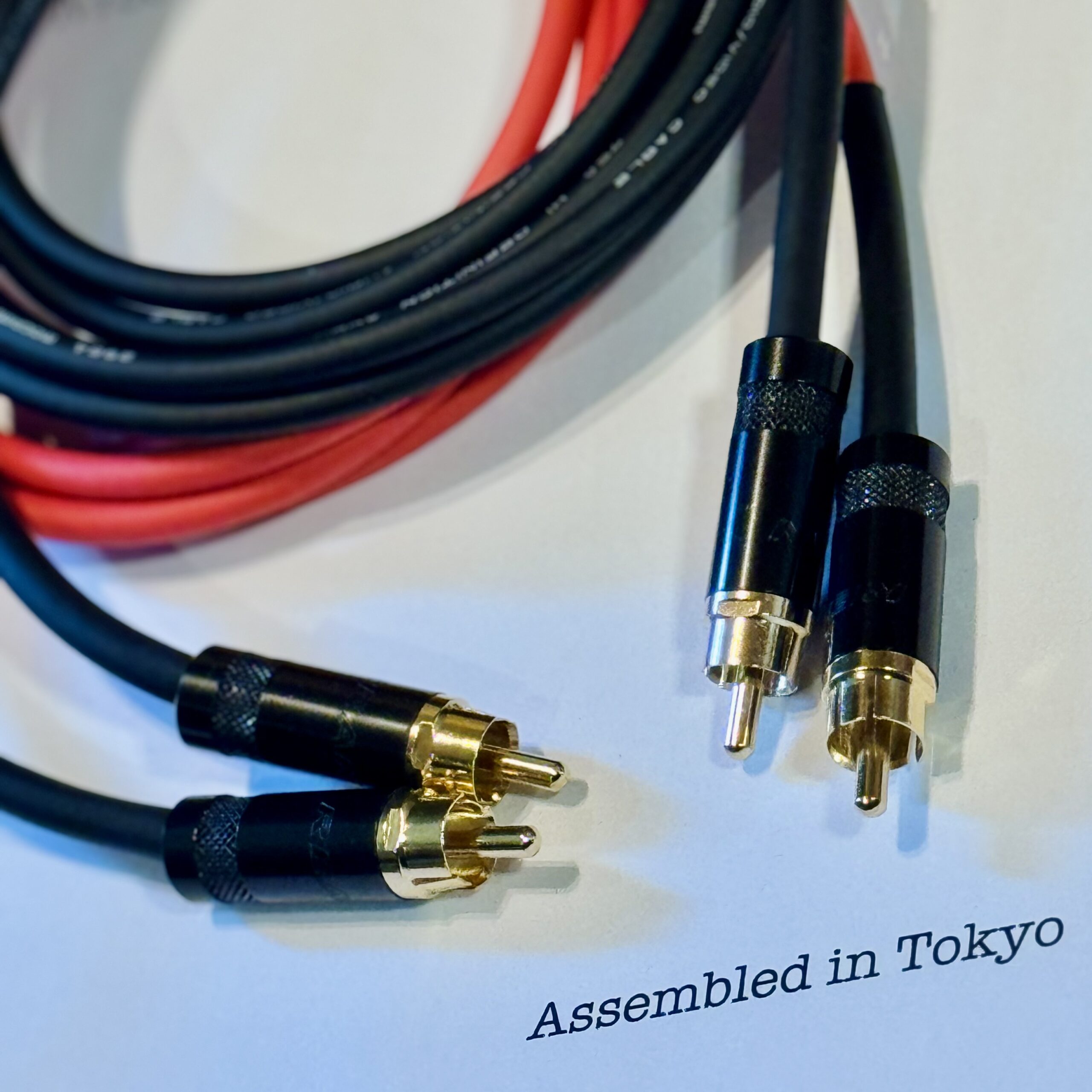 Mogami 2964 Red and Black RCA audio cables with NYS352-BG RCA connectors