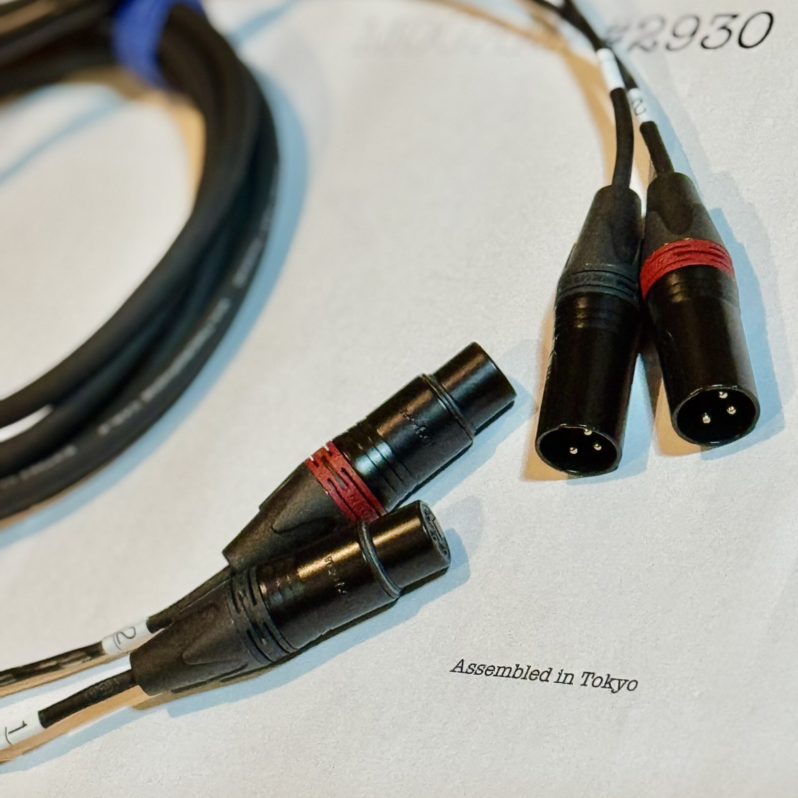 Mogami 2930 Black XLR 2-channel multi cable with Neutrik NC3MXX-B and NC3FXX-B connectors