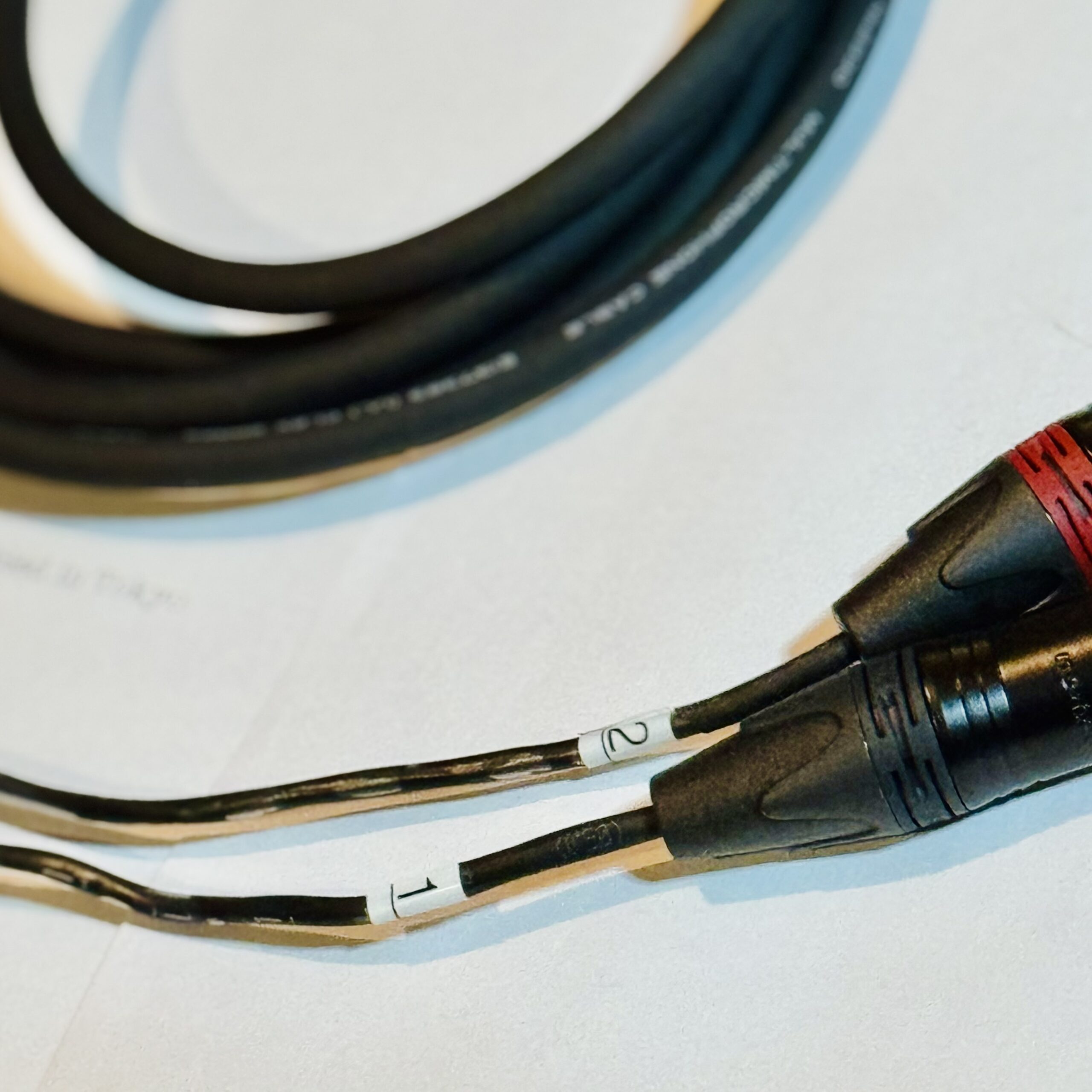 Mogami 2930 Black XLR 2-channel multi cable with Neutrik NC3MXX-B and NC3FXX-B connectors