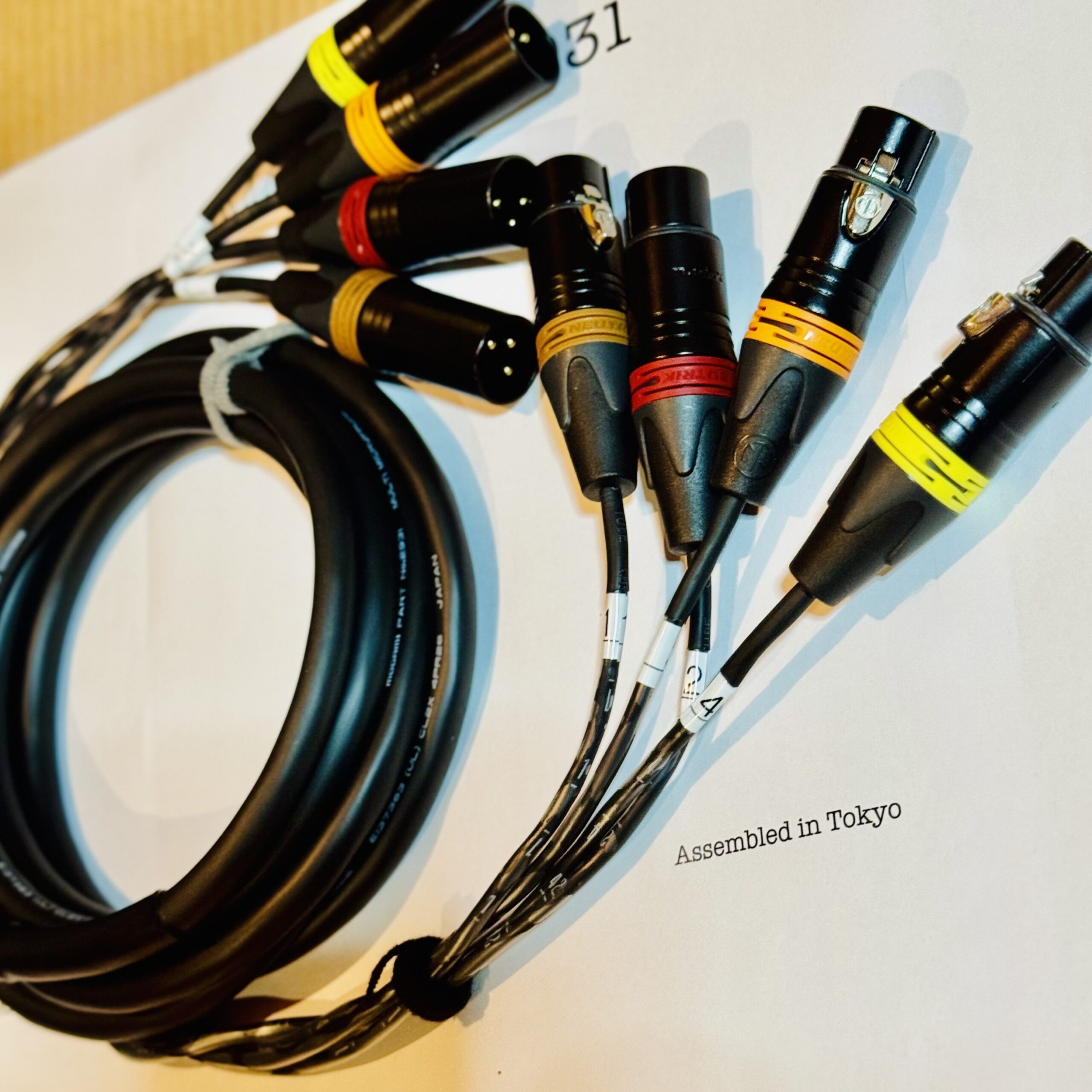 Mogami 2931 Black XLR 4-channel multi cable with Neutrik NC3MXX-B and NC3FXX-B connectors